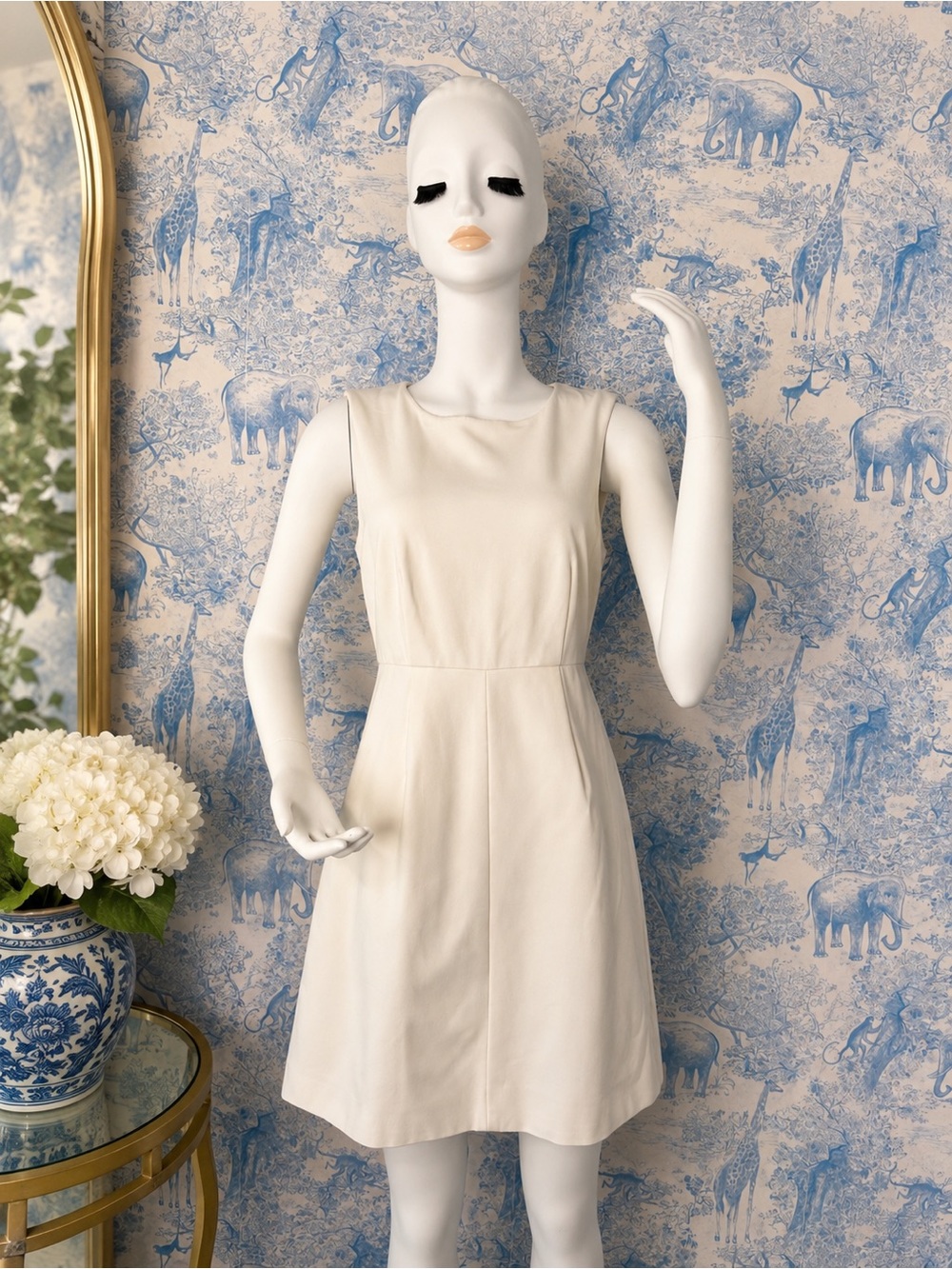 Vintage Diane Von Furstenberg Sleeveless Sheath Dress 4
